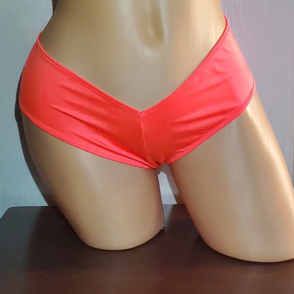 Victoria's Secret Cheeky Panties. New with Tags Size Large. - Picture 1 of 3